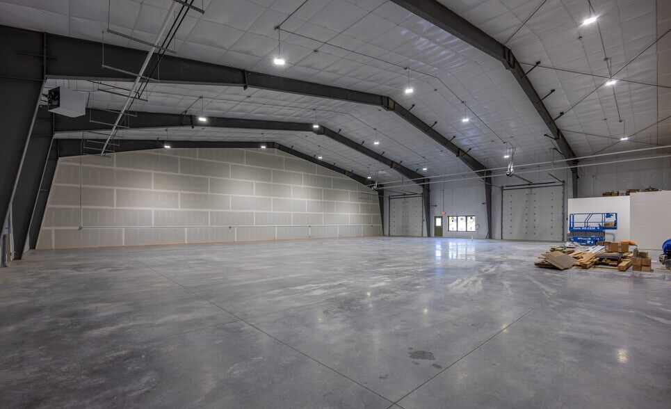 More Photos Of 9405 Futurity Dr, Missoula Warehouse For Lease