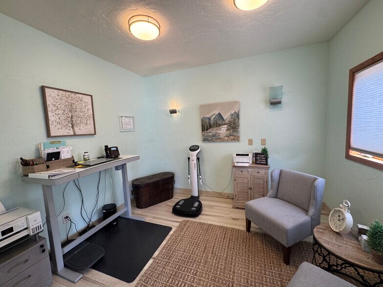 More Photos Of 2020-2030 Blue Mesa Ct, Loveland Medical For Sale