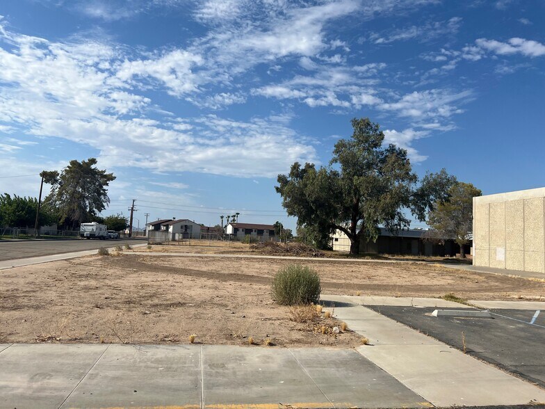 More Photos Of 401 S 3rd St, Blythe Religious Facility For Sale