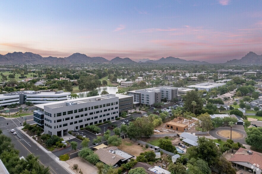 More Photos Of 2801 E Camelback Rd, Phoenix Coworking Space