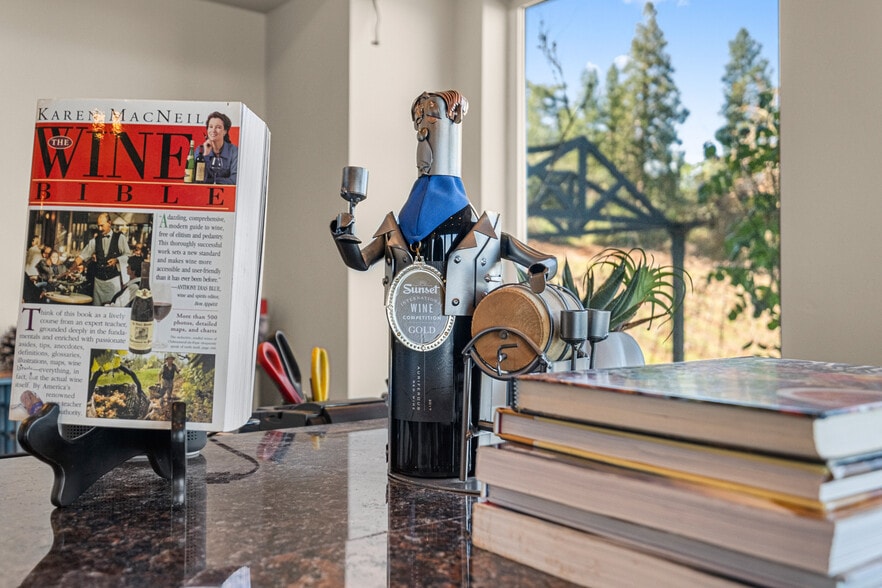 More Photos Of 6781 Tower, Somerset Winery Vineyard For Sale