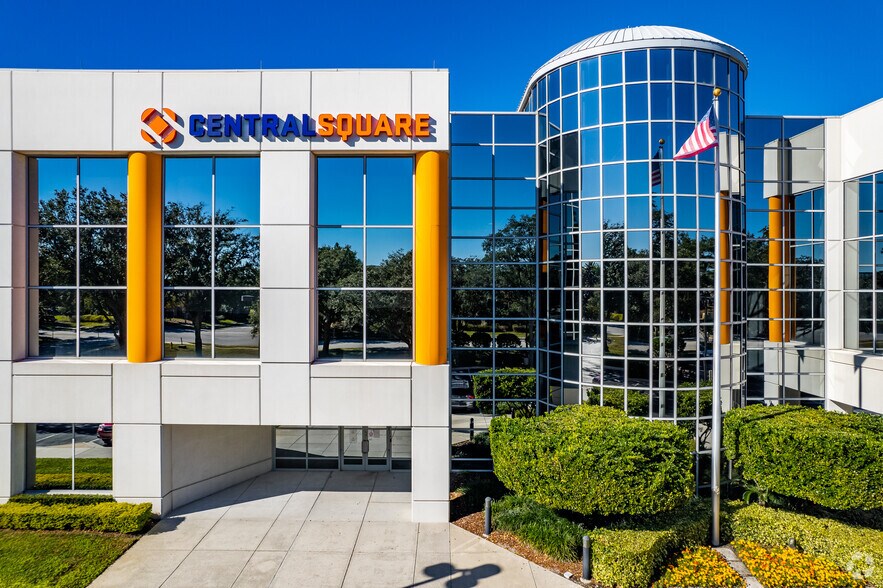 More Photos Of 1000 Business Center Dr, Lake Mary Office For Lease