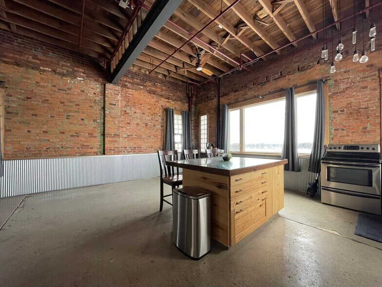 Primary Photo Of 501 Argonne Rd, Warsaw Manufacturing For Lease