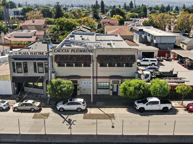 More Photos Of 917 N Amphlett Blvd, San Mateo Warehouse For Sale