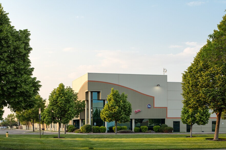 Primary Photo Of 1633-1717 S 4800 W, Salt Lake City Distribution For Lease