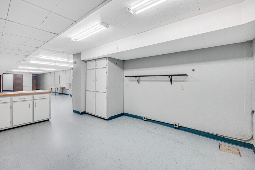 More Photos Of 1003 Liberty Ln, Pueblo Religious Facility For Sale