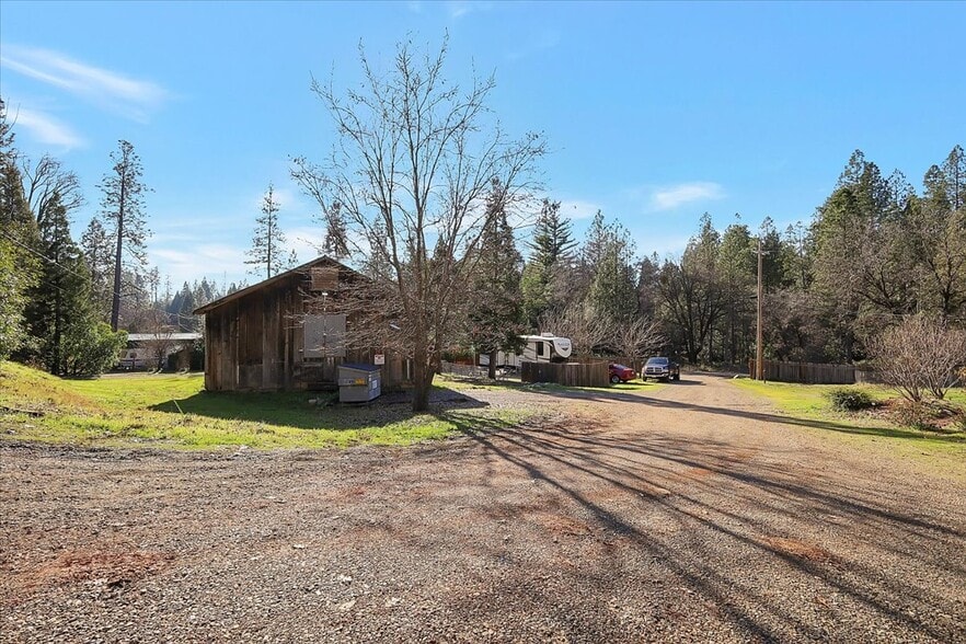 More Photos Of 18123 Joy Cir, Challenge Manufactured Housing Mobile Home Park For Sale