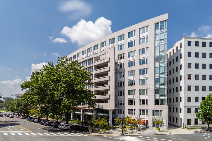 More Photos Of 101 Constitution Ave NW, Washington Office For Lease