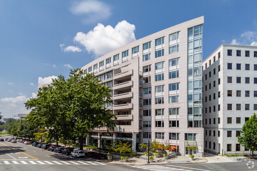 More Photos Of 101 Constitution Ave NW, Washington Office For Lease