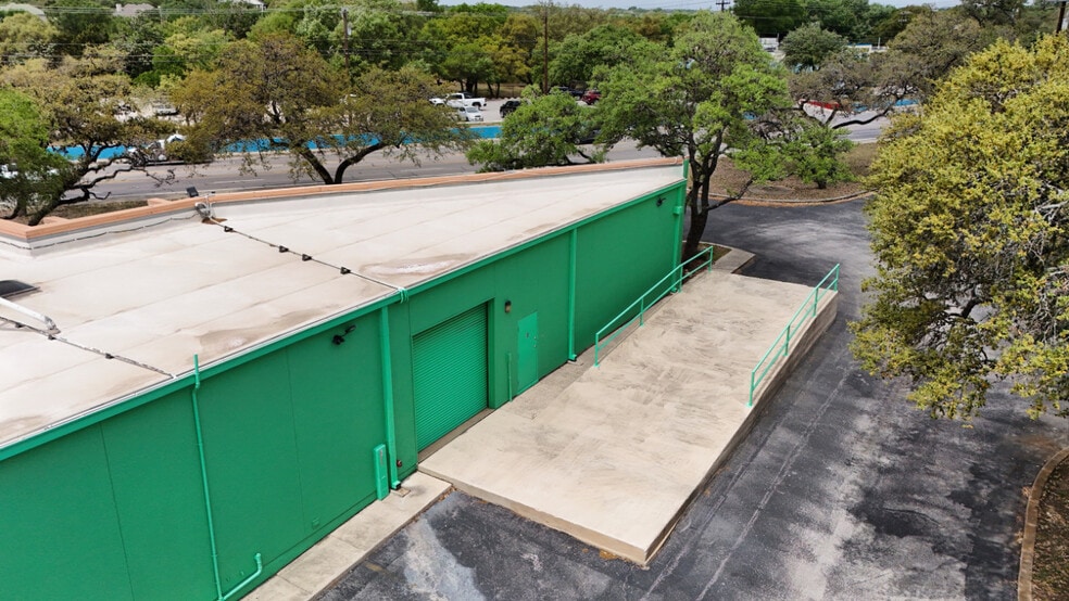 More Photos Of 16410 Blanco Rd, San Antonio Office For Lease