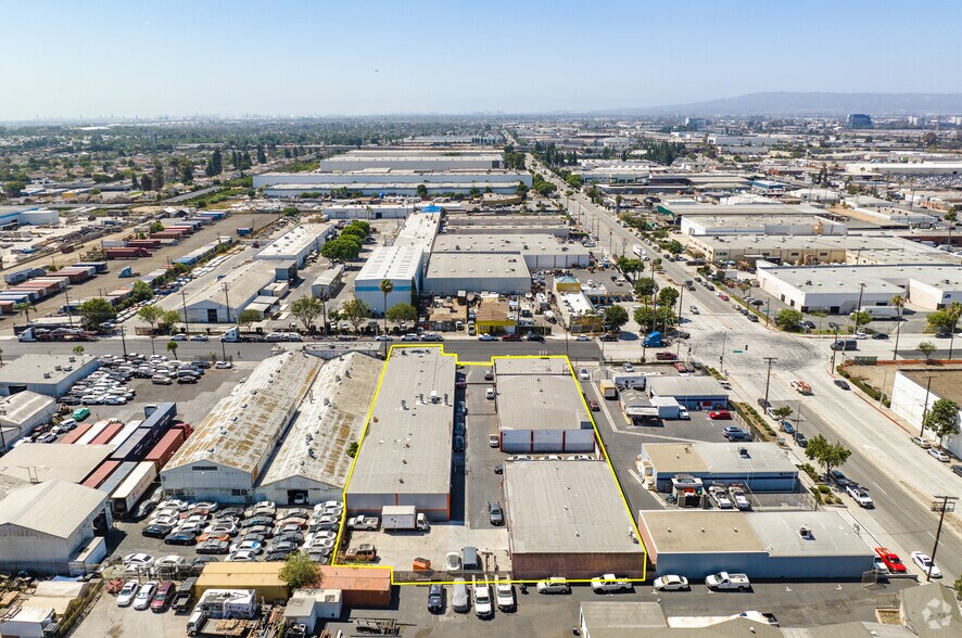 More Photos Of 115-123 E Gardena Blvd, Gardena Service For Sale
