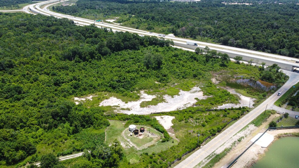 More Photos Of SH 146 Business @ S Main, Baytown Land For Sale