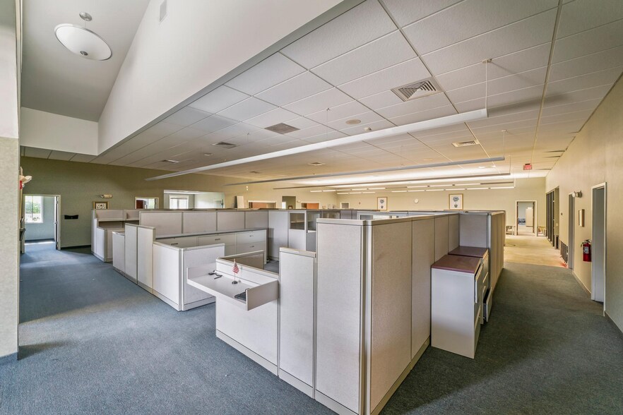 More Photos Of 614 Union Rd, Vineland Office For Sale