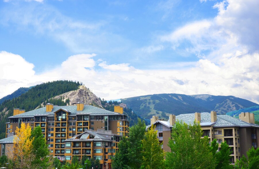 More Photos Of 137 Benchmark Rd, Avon Apartments For Lease