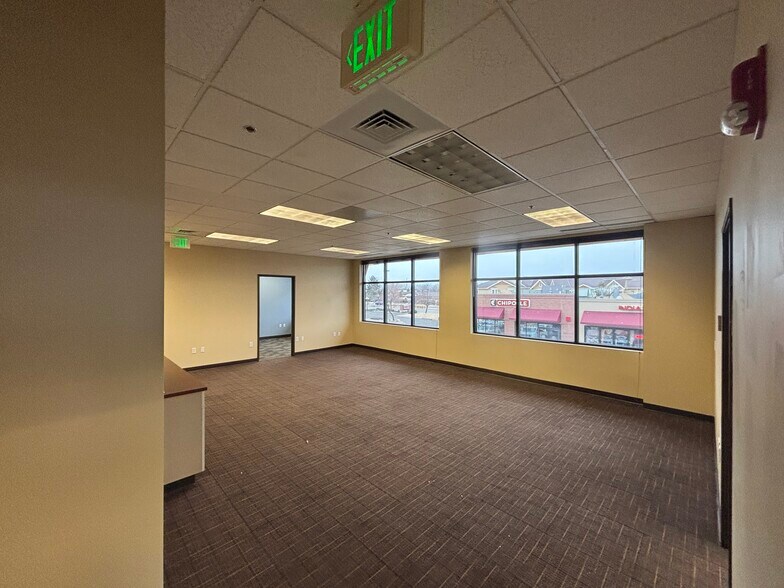 More Photos Of 18801 E Mainstreet, Parker Medical For Sale