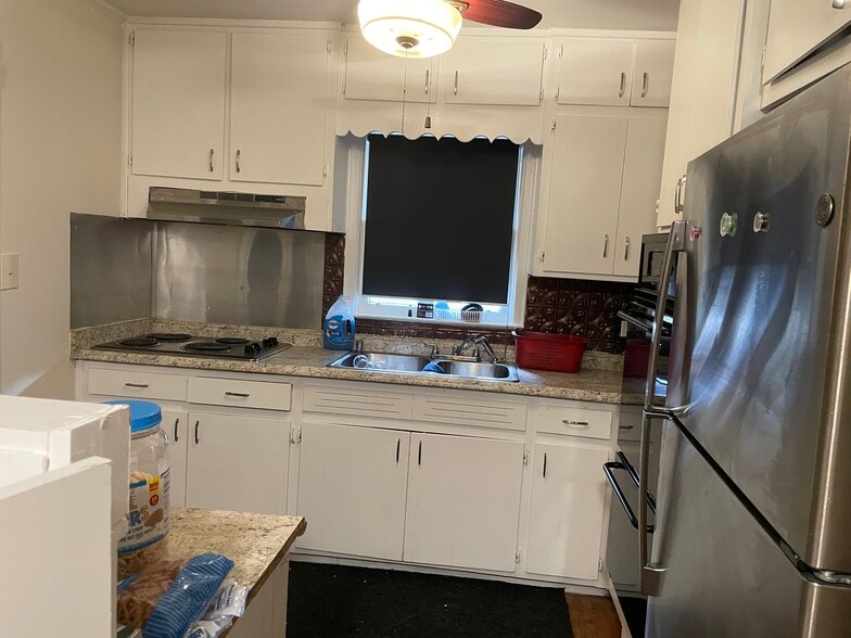 More Photos Of 4959-4965 West St, Forest Park Daycare Center For Sale