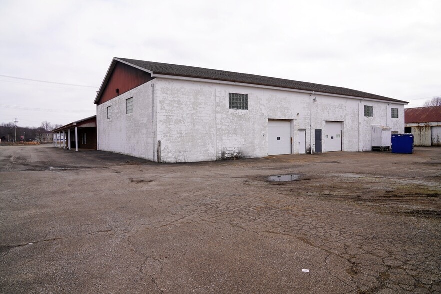 More Photos Of 16 Madison St, Leetonia Flex For Sale