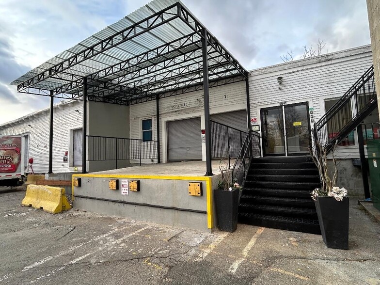 More Photos Of 100 Business St, Hyde Park Unknown For Lease