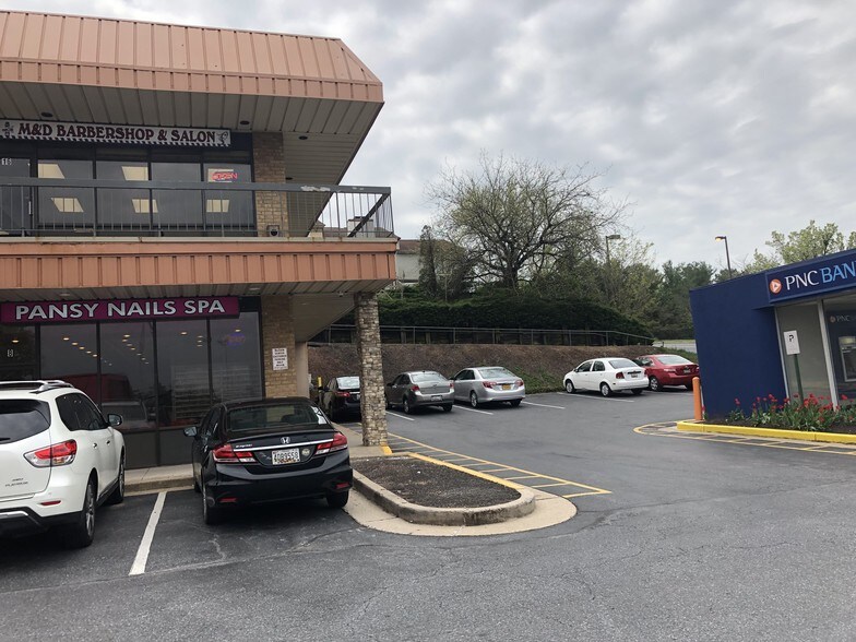 More Photos Of 4 S McCain Dr, Frederick Unknown For Lease