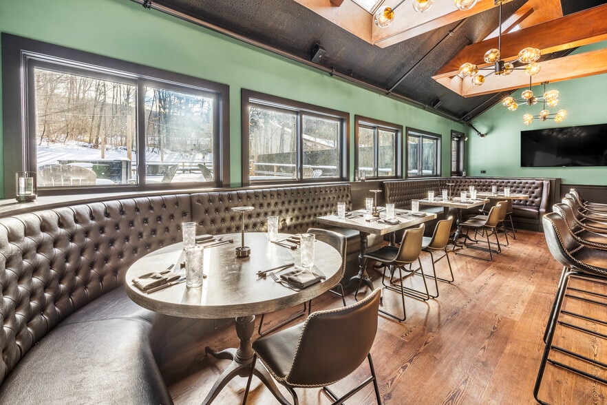 More Photos Of 1716 Depot St, Manchester Center Restaurant For Sale