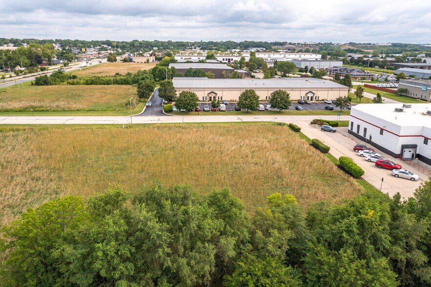 More Photos Of 33 E Belmont Dr, Romeoville Land For Sale