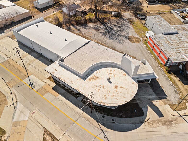 More Photos Of 500 E Main St, Kilgore Office For Sale