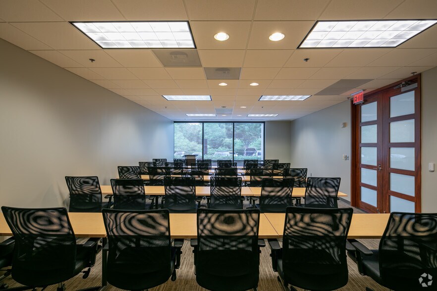 More Photos Of 50 Glenlake Pky NE, Atlanta Office For Lease