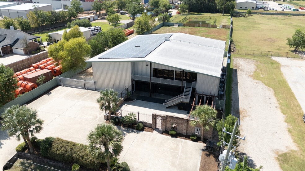 More Photos Of 12633 Shiloh Church Rd, Houston Warehouse For Sale