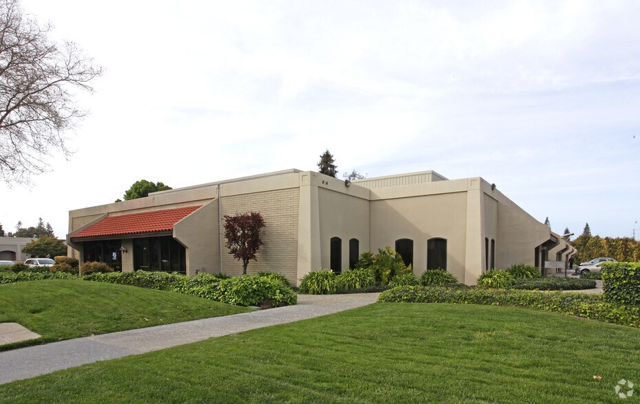 More Photos Of 2065 Martin Ave, Santa Clara Unknown For Lease