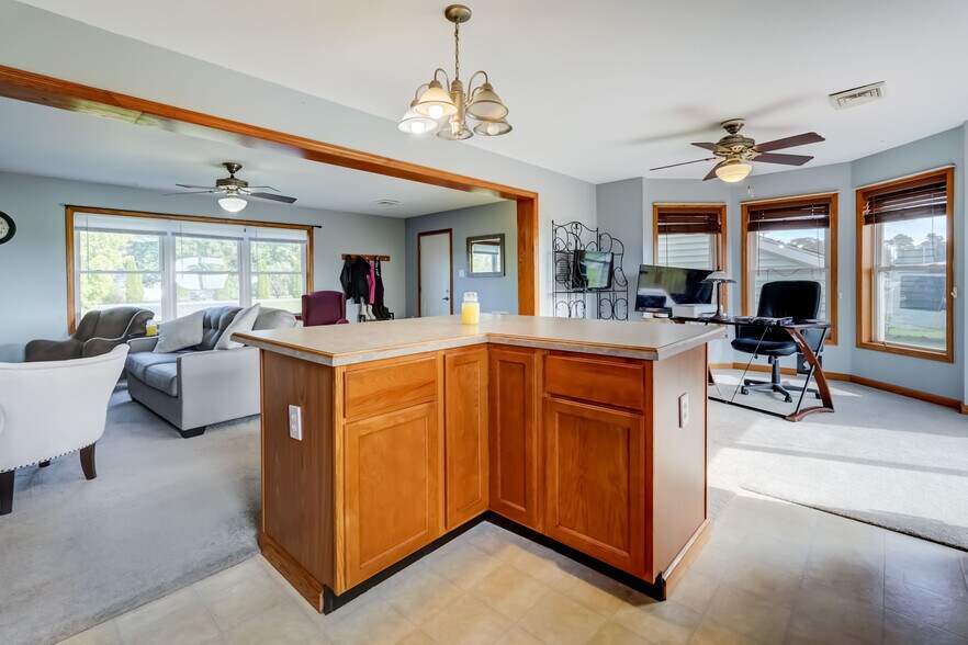 More Photos Of 1262 Fitzpatrick Rd, Auburn Specialty For Sale