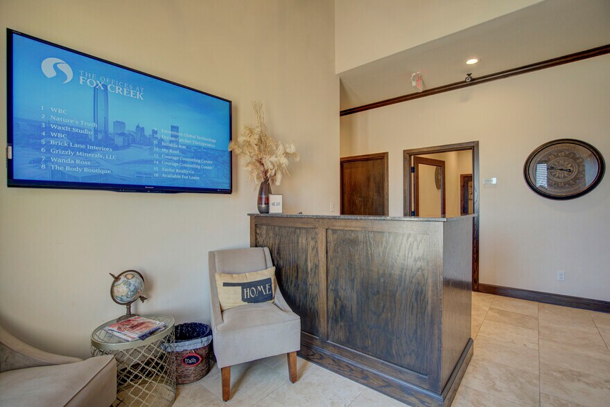 More Photos Of 1800 NE 135th St, Oklahoma City Office For Sale