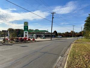 More Photos Of 2106-2108 Horton Rd, Jackson Office Residential For Sale