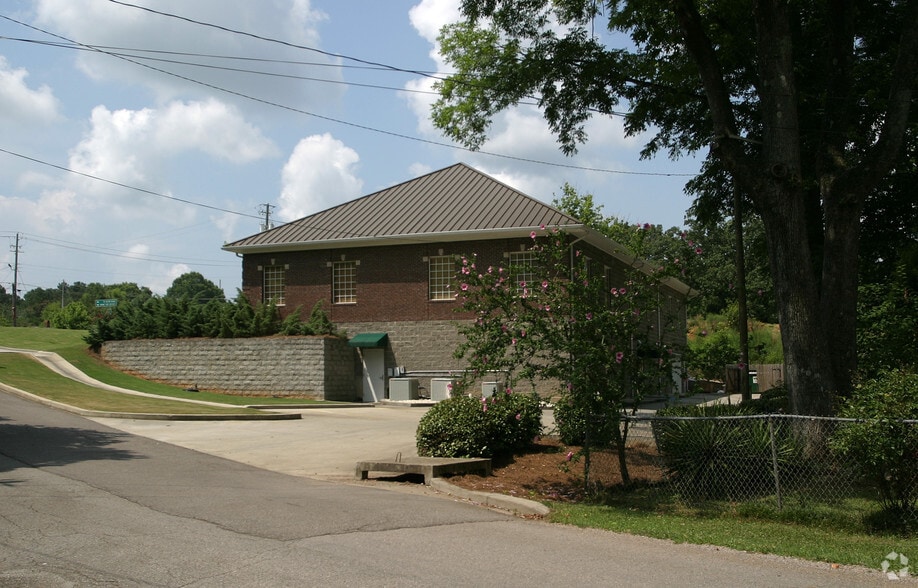 More Photos Of 1120 Gadsden Hwy, Birmingham Office For Sale