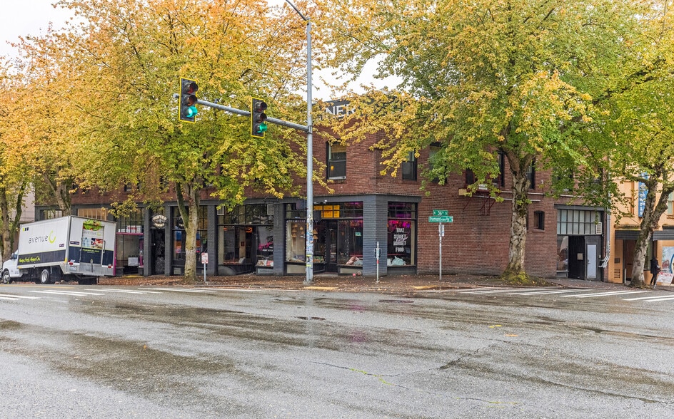 Primary Photo Of 3516 Fremont Pl N, Seattle General Retail For Lease