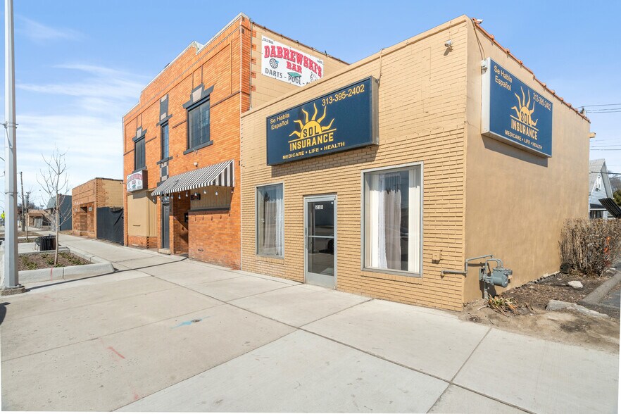 More Photos Of 220 Southfield Rd, Ecorse Storefront Retail Residential For Sale