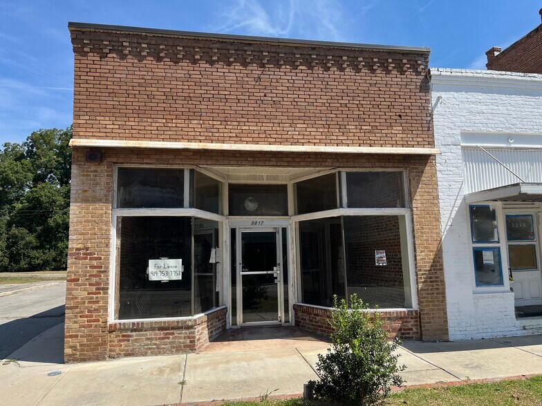 More Photos Of 8617 Old State Rd, Holly Hill General Retail For Lease