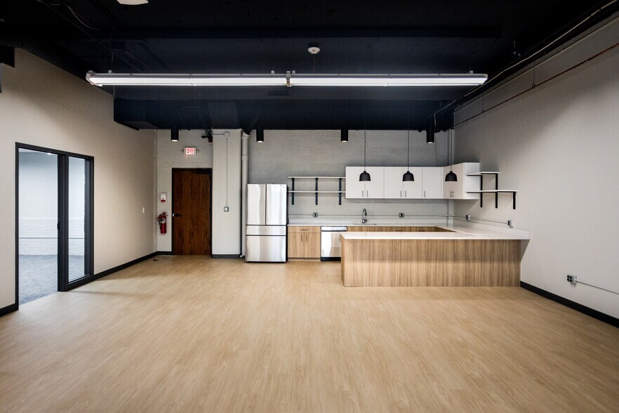 More Photos Of 1401-1413 Vermont St, Detroit Loft Creative Space For Lease