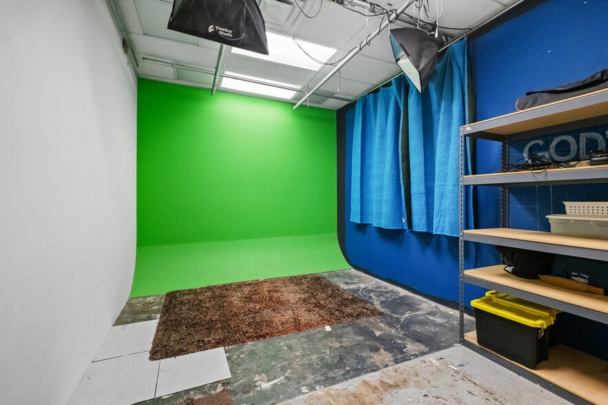 More Photos Of 814 E Cherokee Ave, Sallisaw Religious Facility For Sale