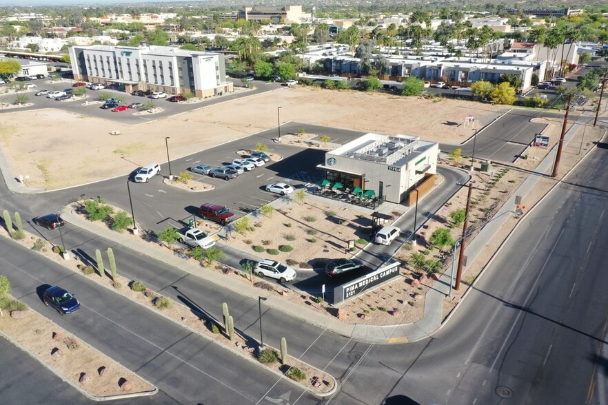 More Photos Of 2121 N Craycroft Rd, Tucson Fast Food For Sale