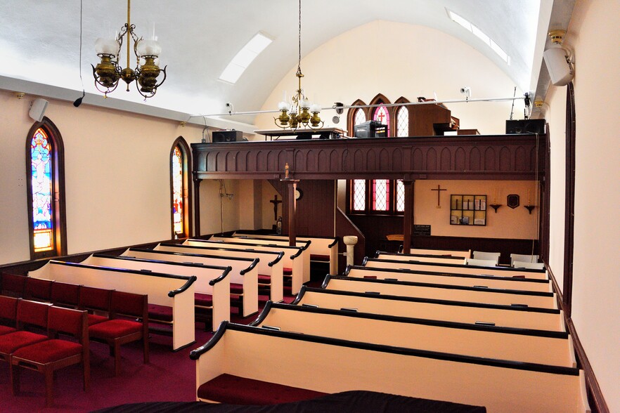 More Photos Of 11 Wilmot Rd, New Rochelle Religious Facility For Lease