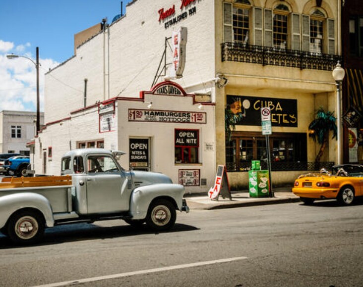 120 Church Ave SW, Roanoke, VA 24011 Retail For Lease