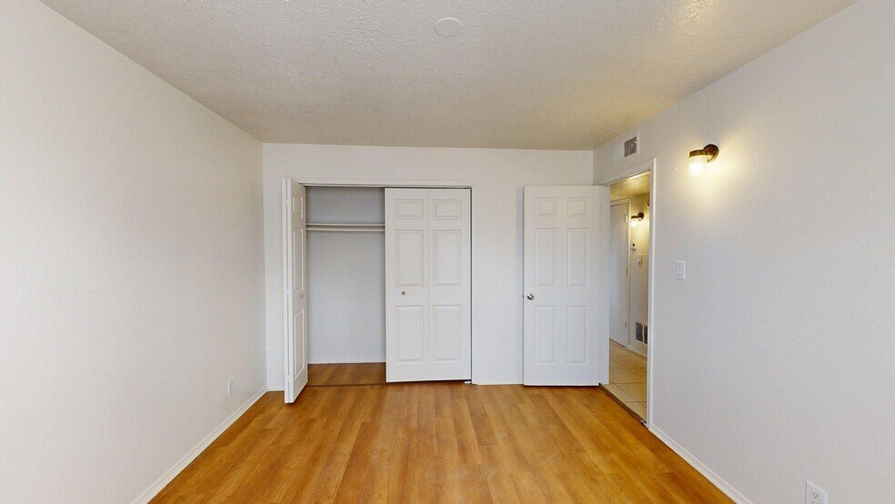 More Photos Of 1809 Girard Blvd SE, Albuquerque Apartments For Sale