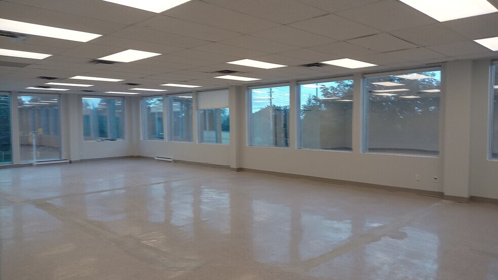 More Photos Of 745 Montreal Rd, Ottawa Medical For Lease