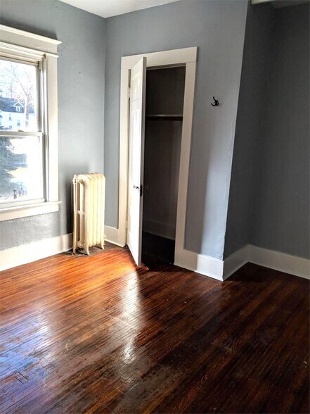 More Photos Of 153 Winchester St, Rochester Apartments For Sale