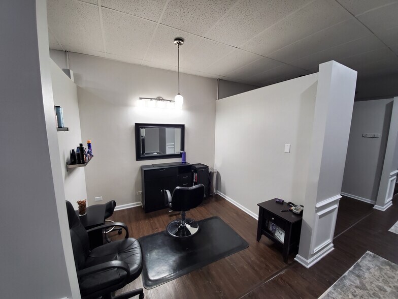 More Photos Of 417-423 Hamilton St, Geneva General Retail For Lease