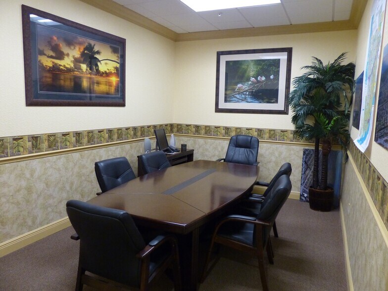 More Photos Of 1216 SW 4th St, Cape Coral Office For Lease