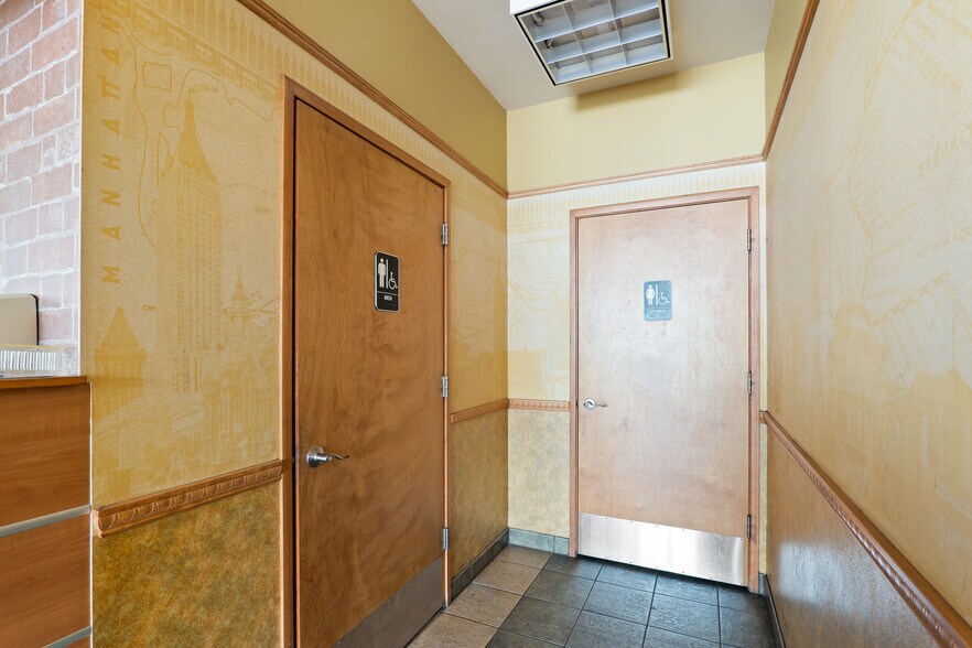 More Photos Of 774 Main St, Springfield Fast Food For Sale