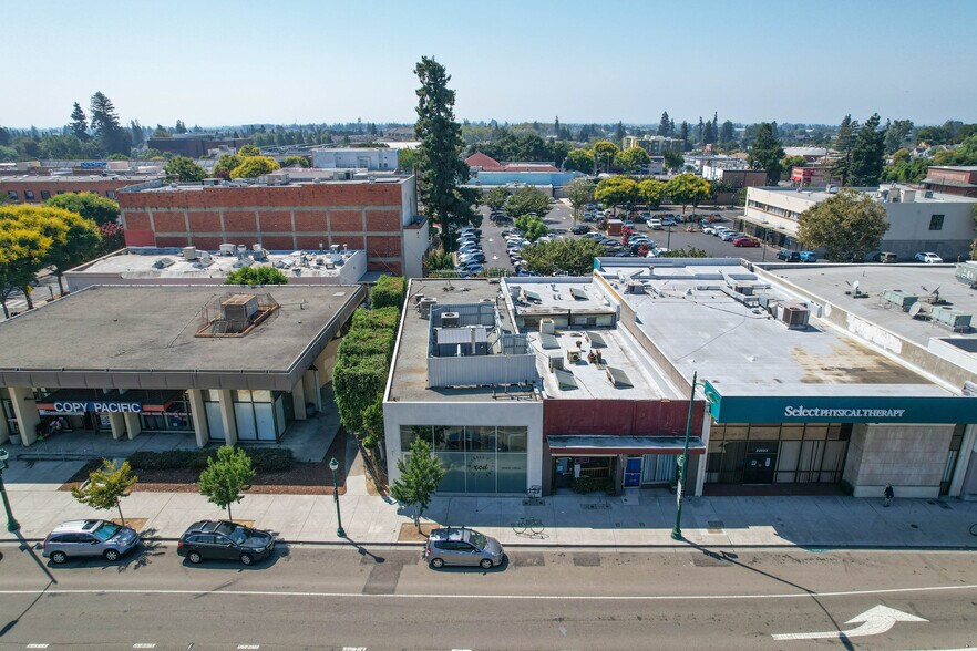 More Photos Of 22549-22551 Foothill Blvd, Hayward Storefront For Sale