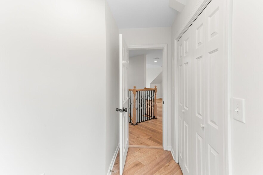 More Photos Of 280 Washington St, North Easton Flex For Sale