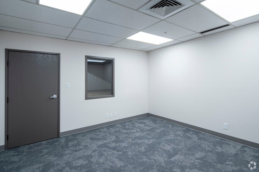 More Photos Of 7000 Broadway, Denver Unknown For Lease